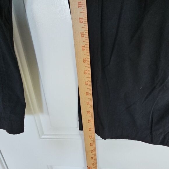 L.L.Bean Hiking Pants Women’s 16 Black Cropped Straight Leg Stretch Lightweight - Picture 8 of 10